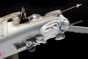 Zvezda 4823 Mi-24V/VP Soviet Attack Helicopter 1/48 – Bild 7