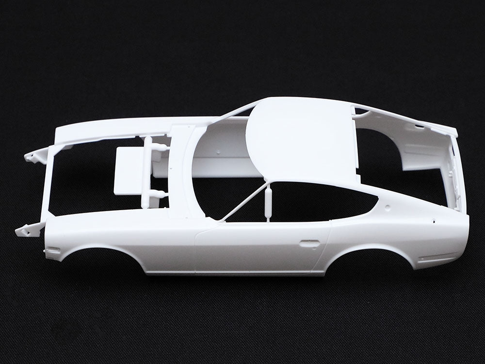 Tamiya 24367 Nissan Fairlady 240Z Street-Custom 1/24 – obrázek 14