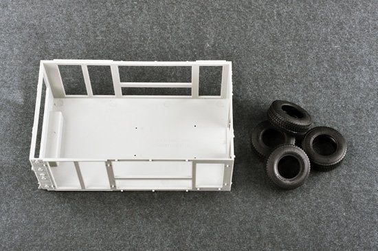 Trumpeter 01023 MPQ-53 C-Band Tracking Radar 1/35 – obrázek 5