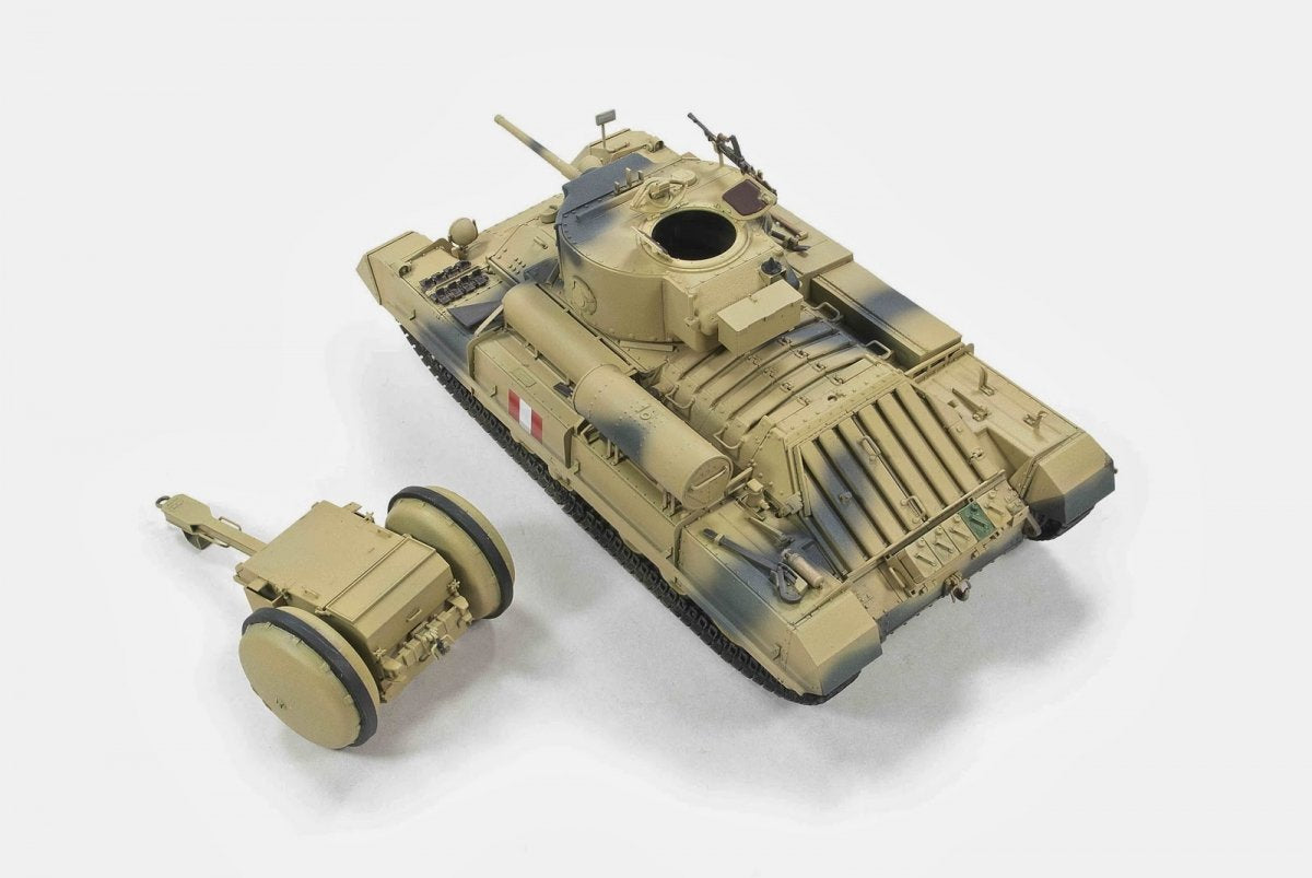 AFV Club 35201 Valentine Mk.III w/Rotatrailer 1/35 – image 3