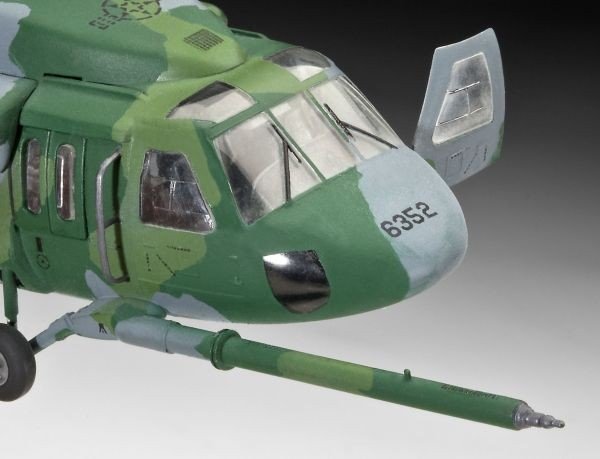 Revell 04650 Sikorsky HH-60G Pave Hawk 1/72 – image 3