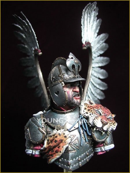 Young Miniatures YH1831 Polish Winged Hussar 17th Centry 1/10 – image 2