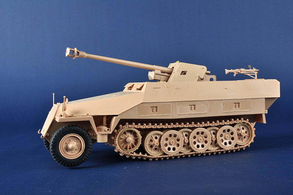 Trumpeter 00943 Sd.Kfz 251/22D 1/16 – image 8