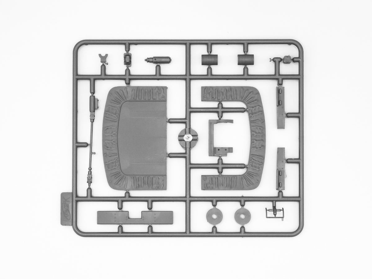 ICM 35493 Studebaker US6-U3 in German Service 1/35 – image 9