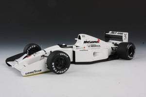 Tamiya 25171 McLaren Honda MP4/7 1/20
