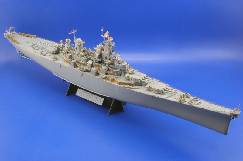 Eduard 53021 USS BB-63 Missouri 1/350 Tamiya – immagine 17