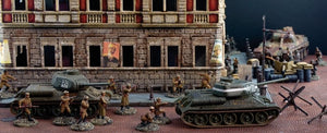Italeri 6112 BATTLE of BERLIN Diorama Set 1/72 – image 5