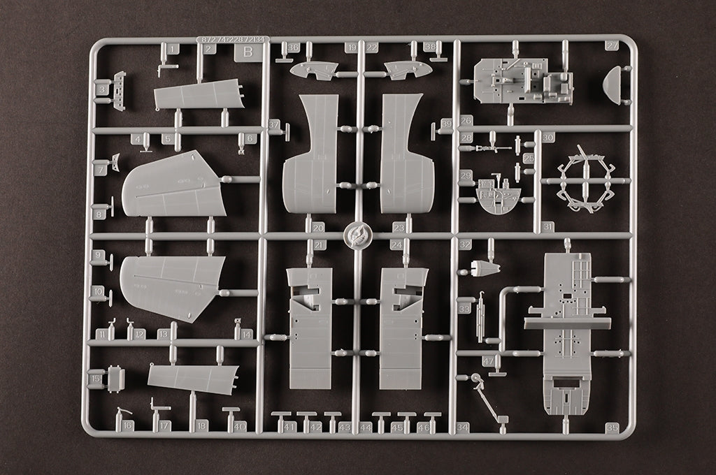 Hobby Boss 87274 TBM-3 Avenger 1/72 – obrázek 20