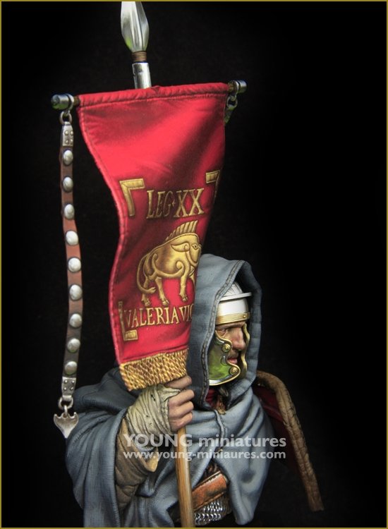 Young Miniatures YH1863 Roman Vexillarius 1/10 – immagine 4