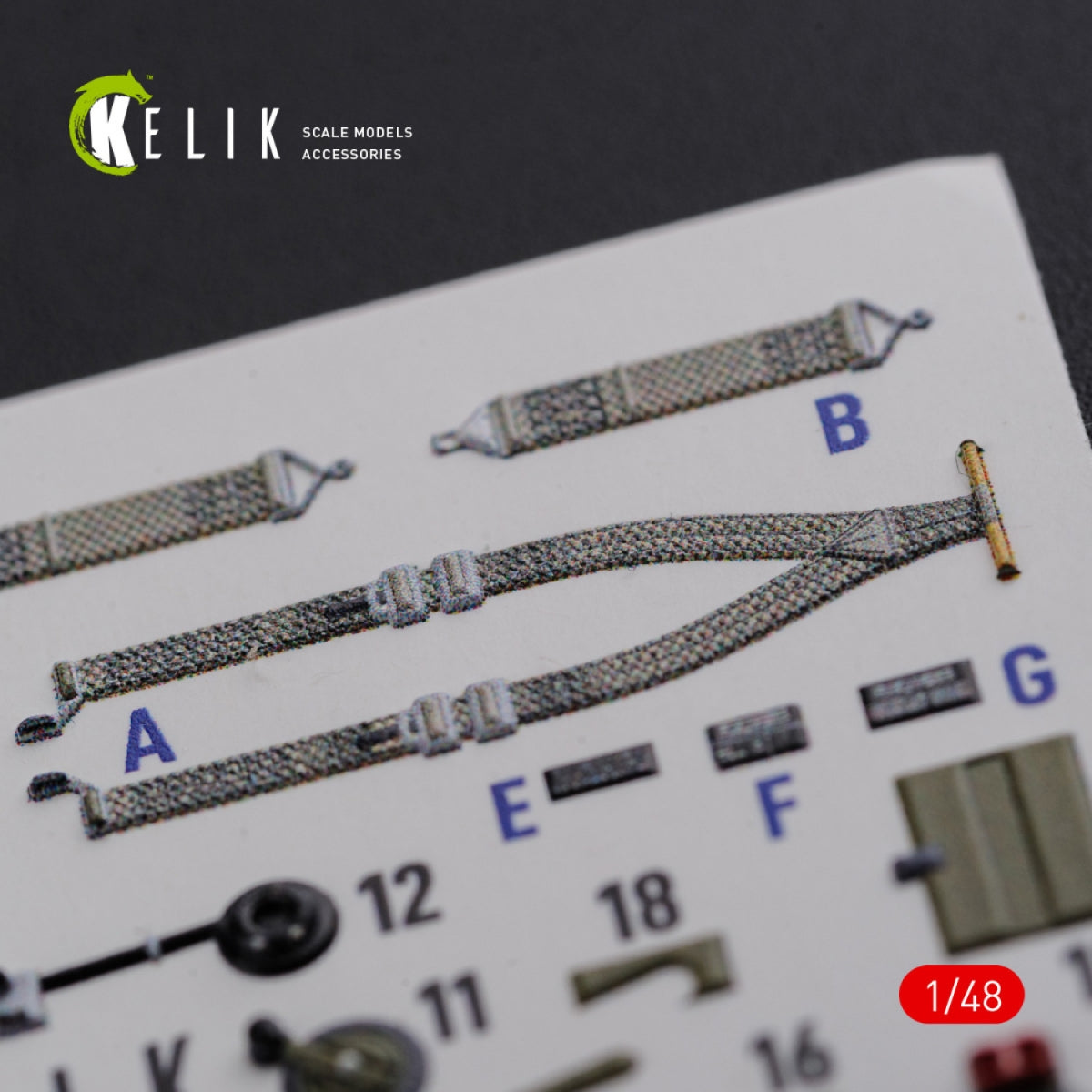 Décalcomanies 3D intérieures KELIK K48086 P-40N pour maquette Academy au 1/48 – image 5