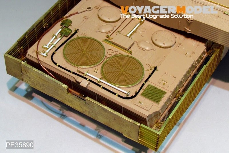 Voyager Model PE35890 Modern German Leopard2A4 Revolution 1 MBT Basic for TIGER 1/35 – obrázek 6