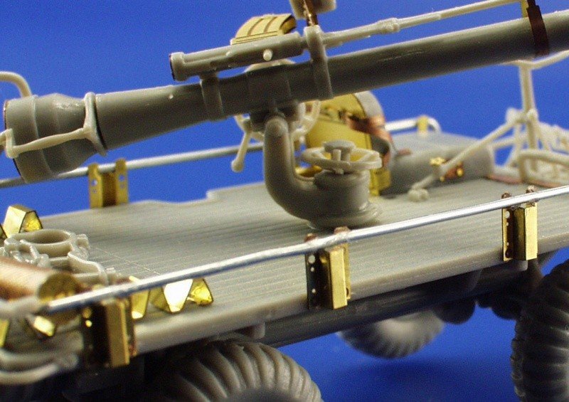 Eduard 35643 M-274 Mule w/106 RR 1/35 Dragon – image 6