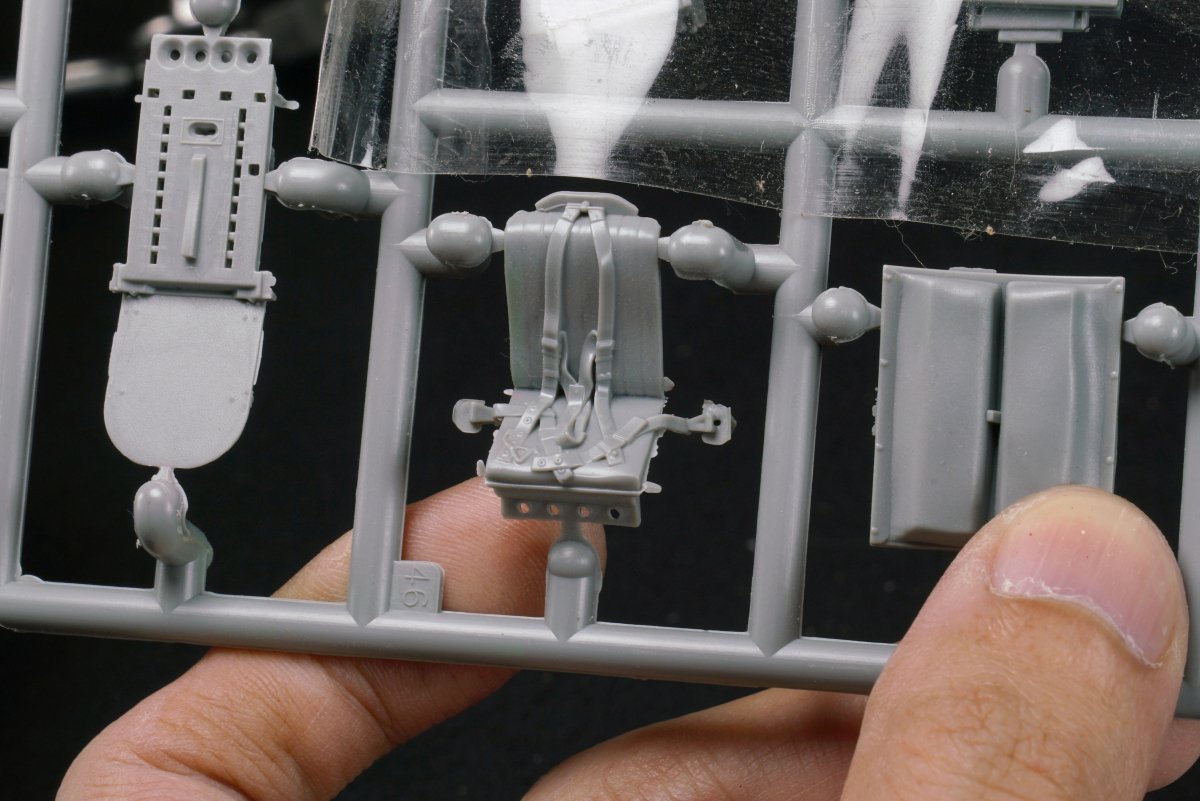 Border Model BF-010 Avro Lancaster B Mk.I/III with full Interior 1/32 – Bild 18