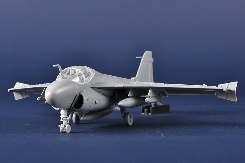 Trumpeter 01640 Grumman A-6A/E Intruder 1/72 – imagen 7