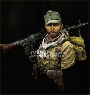 Young Miniatures YM1860 SS GEBIRGSJAGER WWII 1/10 – Bild 2