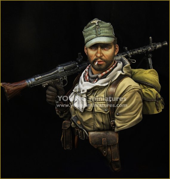 Young Miniatures YM1860 SS GEBIRGSJAGER WWII 1/10 – Bild 2