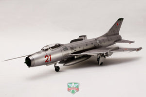 Modelsvit 72007 Sukhoi Su-7 Soviet fighter 1/72 – image 6