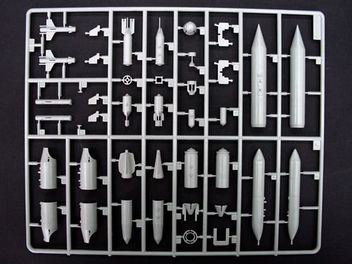 Trumpeter 05103 Mil Mi-24V Hind-E Helicopter – imagen 18