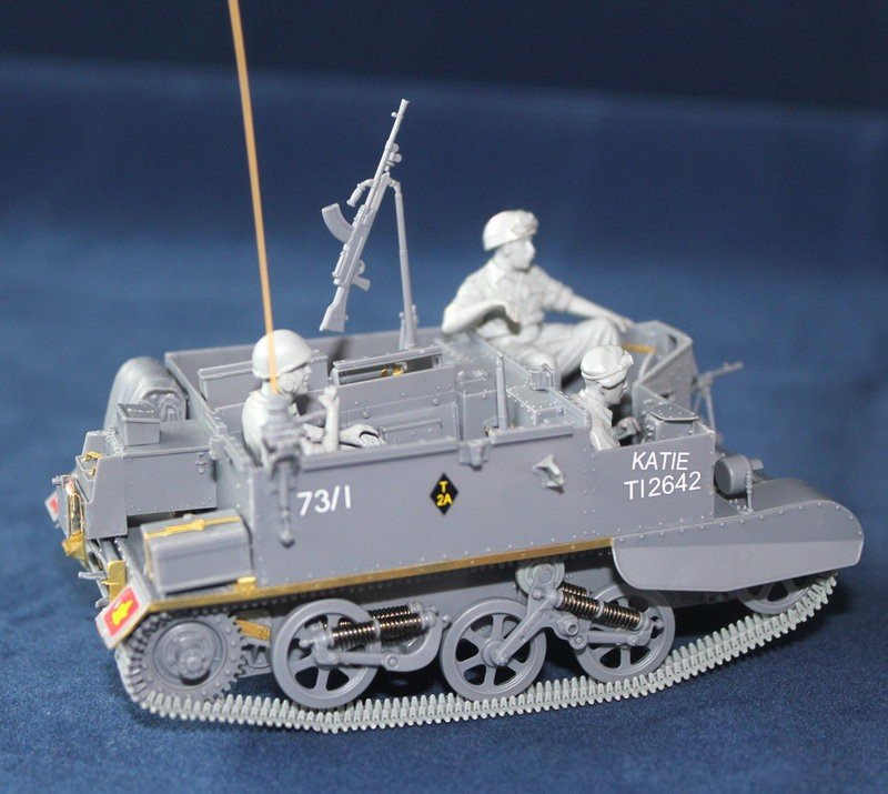 Riich Models RV35011 Universal Carrier Mk.I w/Crew 1/35 – Bild 2