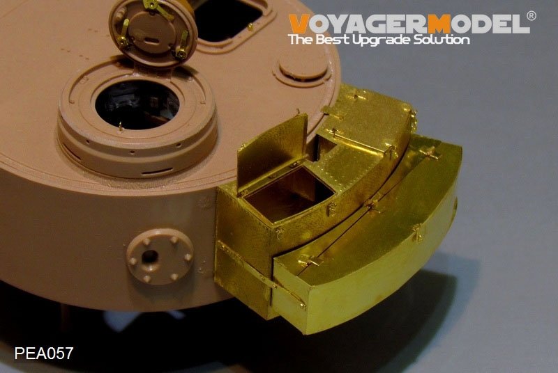 Voyager Model PEA057 WWII German Tiger I Stowage bin w/additional Stowage bin GP 1/35 – obrázek 3