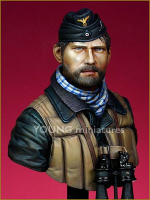 Young Miniatures YM1818 U-BOAT CREW WWII 1/10 – image 5