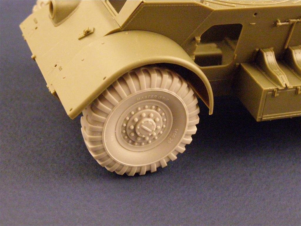 Panzer Art RE35-006 Wheels for AC Staghound 1/35 – image 4