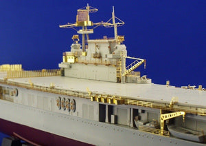 Eduard 53005 US Aircraft Carrier Hornet 1/350 Trumpeter – image 3