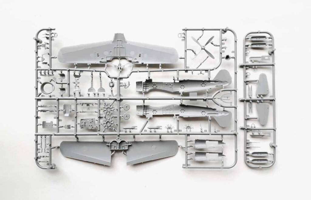 Arma Hobby 70051 Nakajima Ki-84 Hayate Expert Set 1/72 – obrázek 6