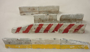 RT-Diorama 35266 Concrete barrier Set No.1 (10 pcs) 1/35 – image 2