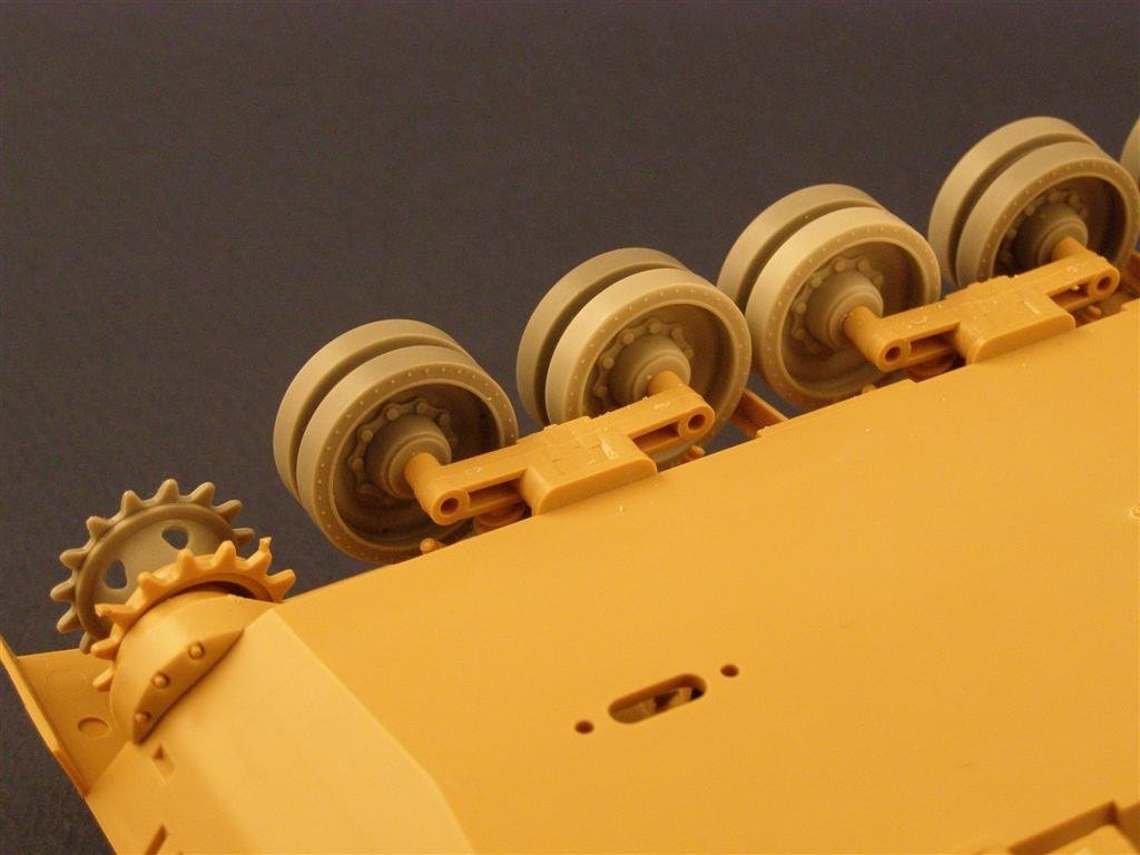 Panzer Art RE35-011 Wheels for Merkava I Tank 1/35 – image 2