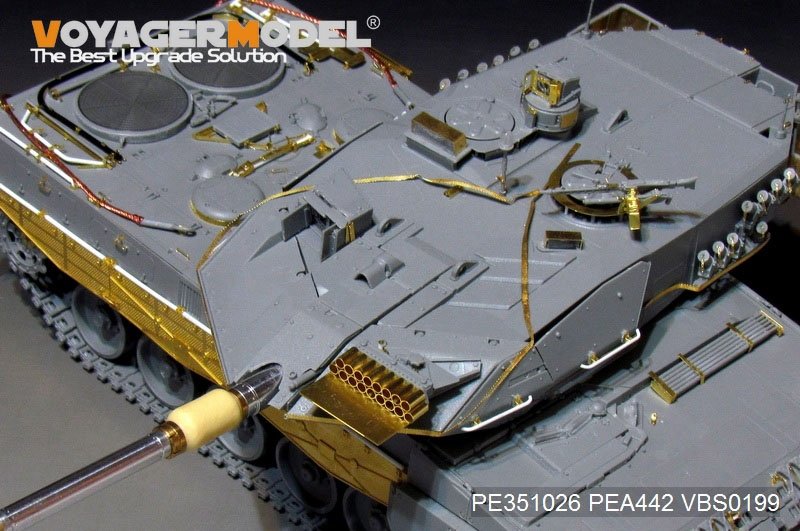 Voyager Model PE351026 Modern German Leopard 2A6 Basic For Border BT-002 1/35 – image 9