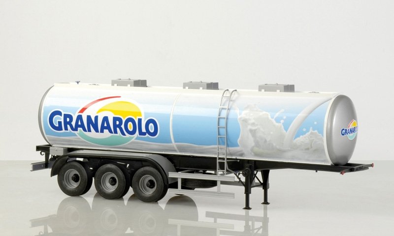 Italeri 3886 Classic Tank Trailer 1/24