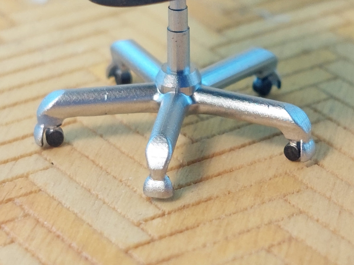 Point of no Return 3524058 Office chairs, two different models 1/35 – image 7