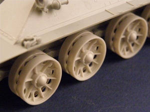 Panzer Art RE35-025 Burnt out “Spider” wheels for T-34 tank 1/35 – image 3