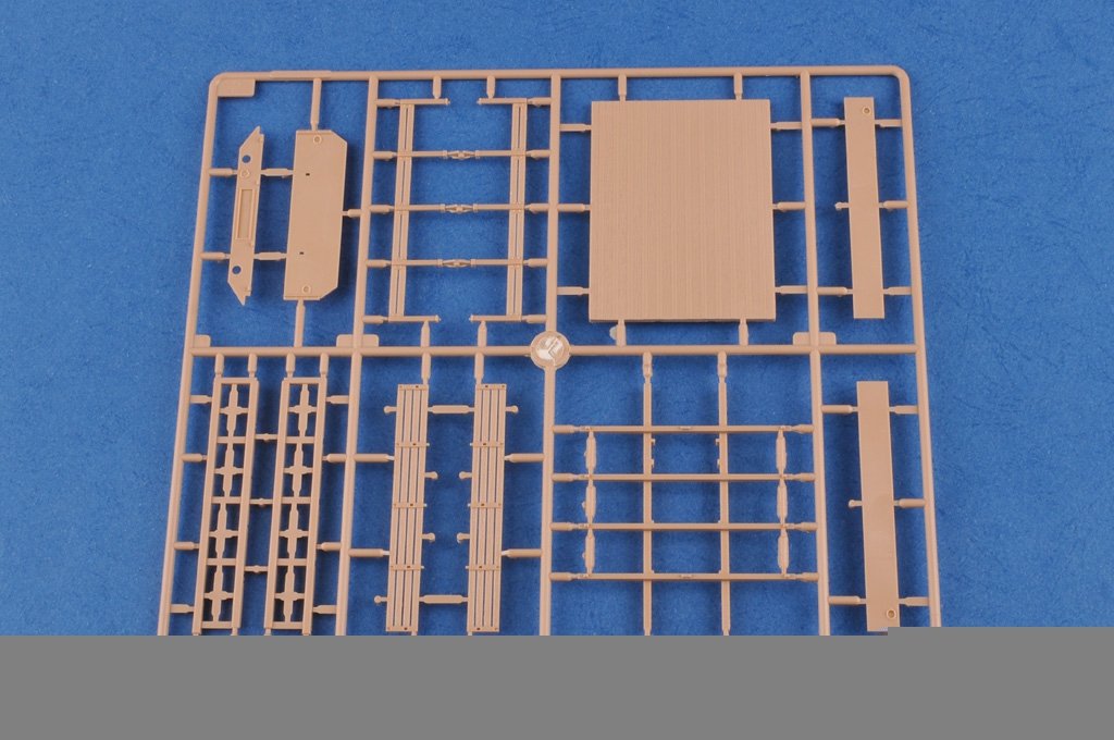 Hobby Boss 83831 US GMC CCKW-352 Steel Cargo Truck 1/35 – image 9