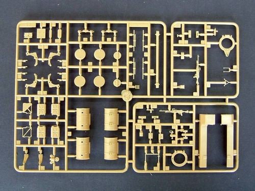Trumpeter 00323 British Challenger 2 MBT (OP. Telic) Iraq 2003 1/35 – image 19
