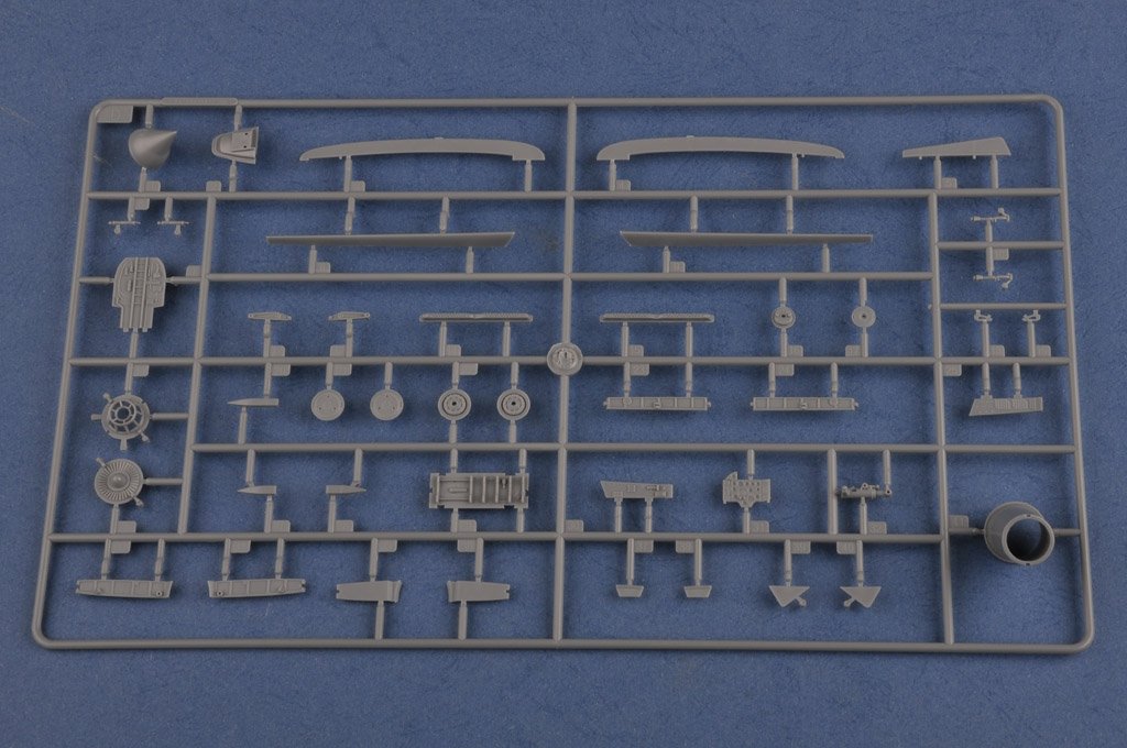 Hobby Boss 81758 Su-17M4 Fitter-K 1/48 – obrázek 8