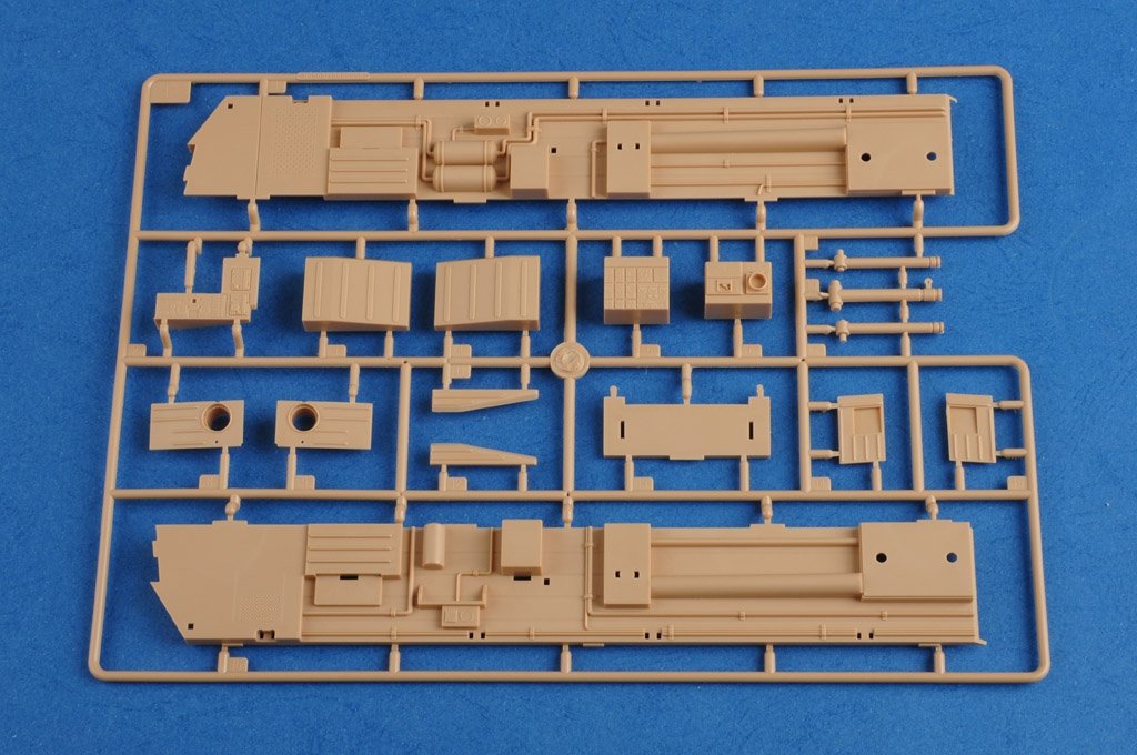 Hobby Boss 85505 Soviet SS-23 Spider Tactical Ballistic Missile 1/35 – obrázek 5