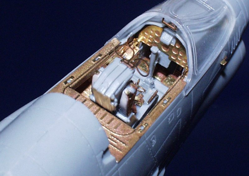 Eduard 49278 F-8E 1/48 Hasegawa – image 7