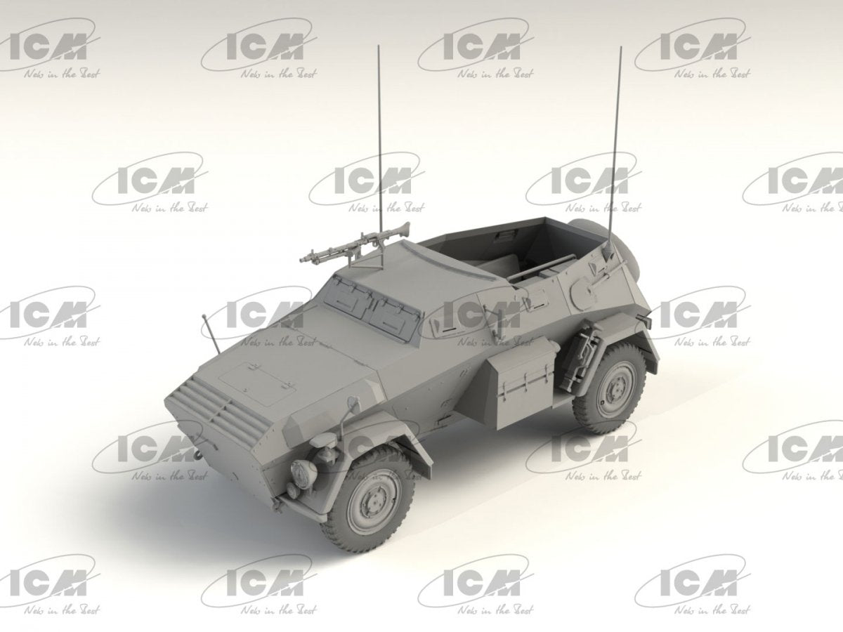 ICM 35112 Sd.Kfz. 247 Ausf.B with MG 34 machine gun 1/35 – image 3