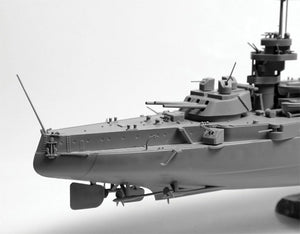 Zvezda 9052 Soviet battleship MARAT 1/350 – image 5