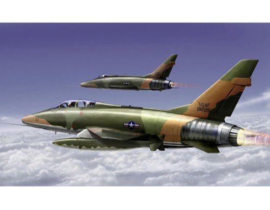 Trumpeter 01650 F-100F Super Saber (1/72)