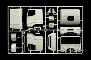 Italeri 3899 IVECO STRALIS HI-WAY EURO 5 1/24 – image 5