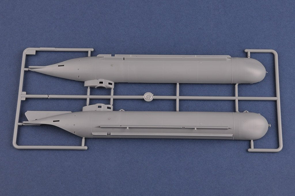 Hobby Boss 80170 German Molch Midget Submarine 1/35 – image 3
