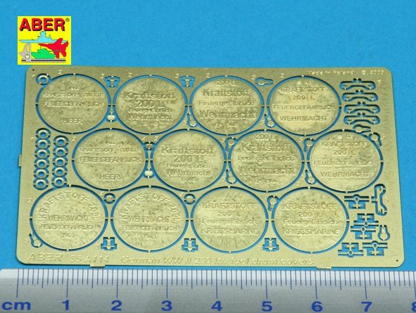 Aber 35A114 German WWII 200ltr. fuel drum covers 1/35 – Bild 2
