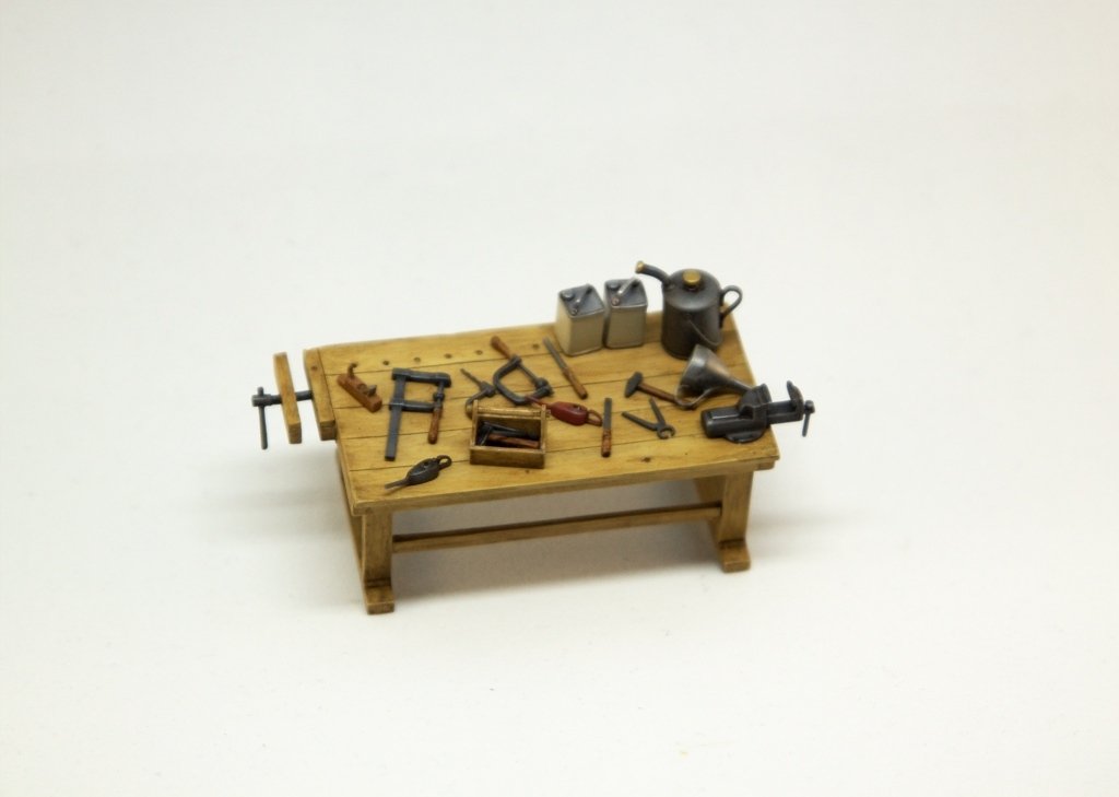 Copper State Models AE32-005 Tools and cans 1/32 – image 2