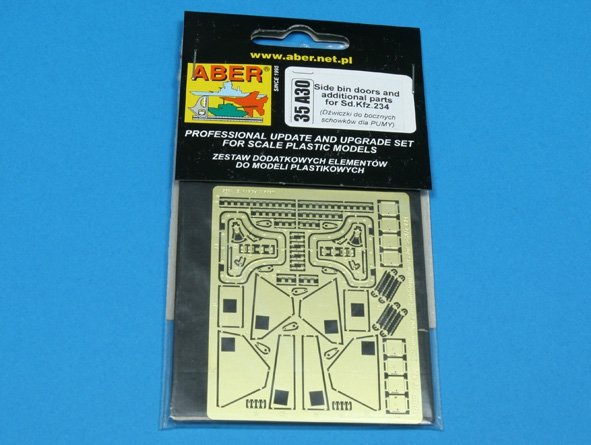 Aber 35A030 Side storage compartment handles for Puma (Sd.Kfz.234) (1/35) – image 3