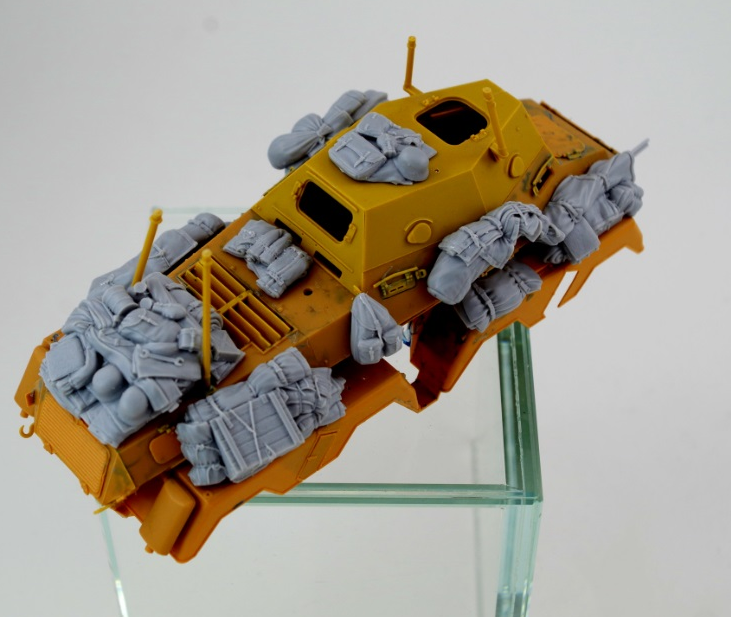 Panzer Art RE35-672 Sd.Kfz 231/263 Stowage set 1/35 – image 3