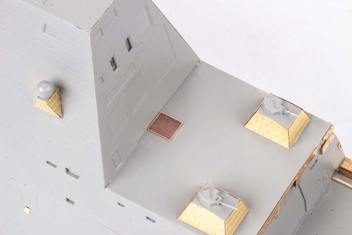 Eduard 53288 USS DDG-1000 Zumwalt SNOWMAN MODELS, TAKOM 1/350 – image 6
