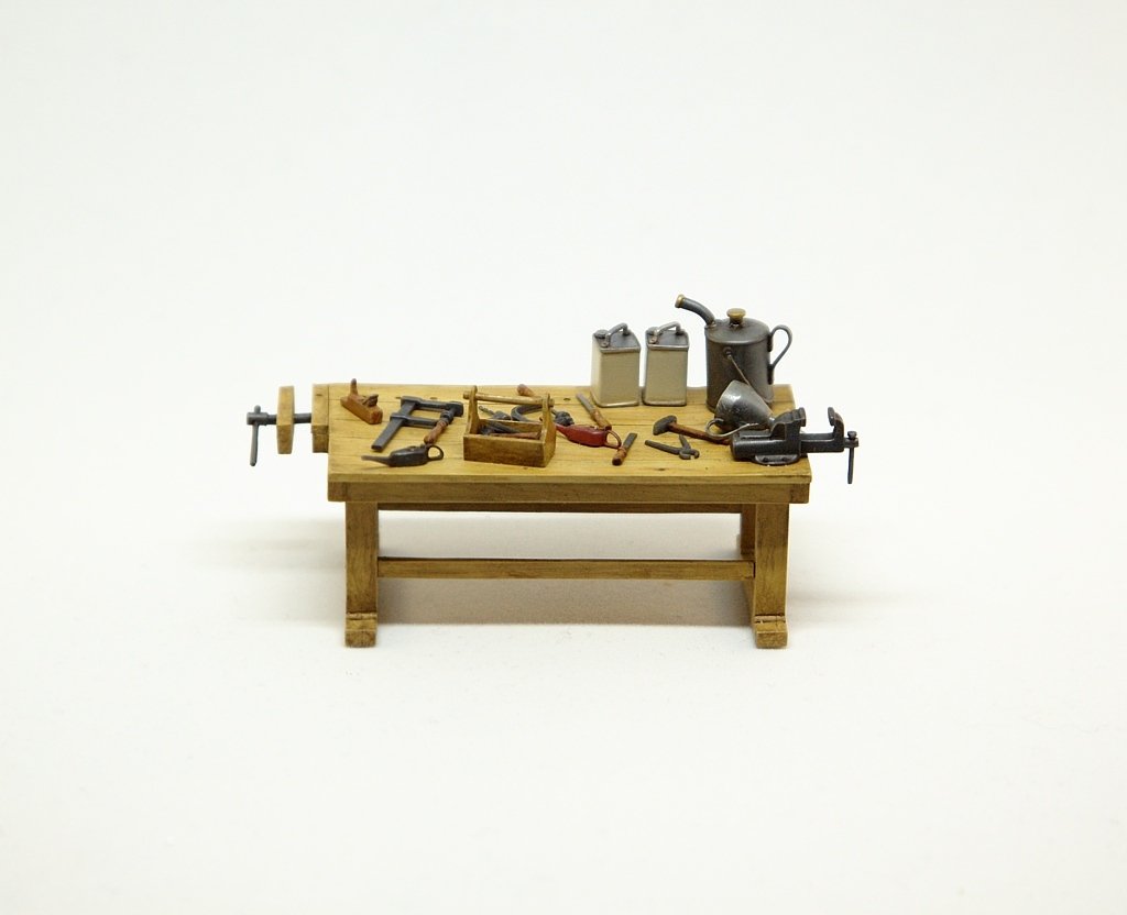 Copper State Models AE32-004 Work bench with vice 1/32 – imagen 2